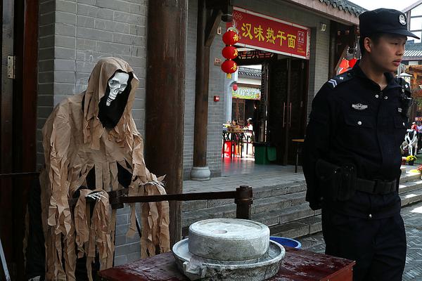 足球经理2021好玩吗